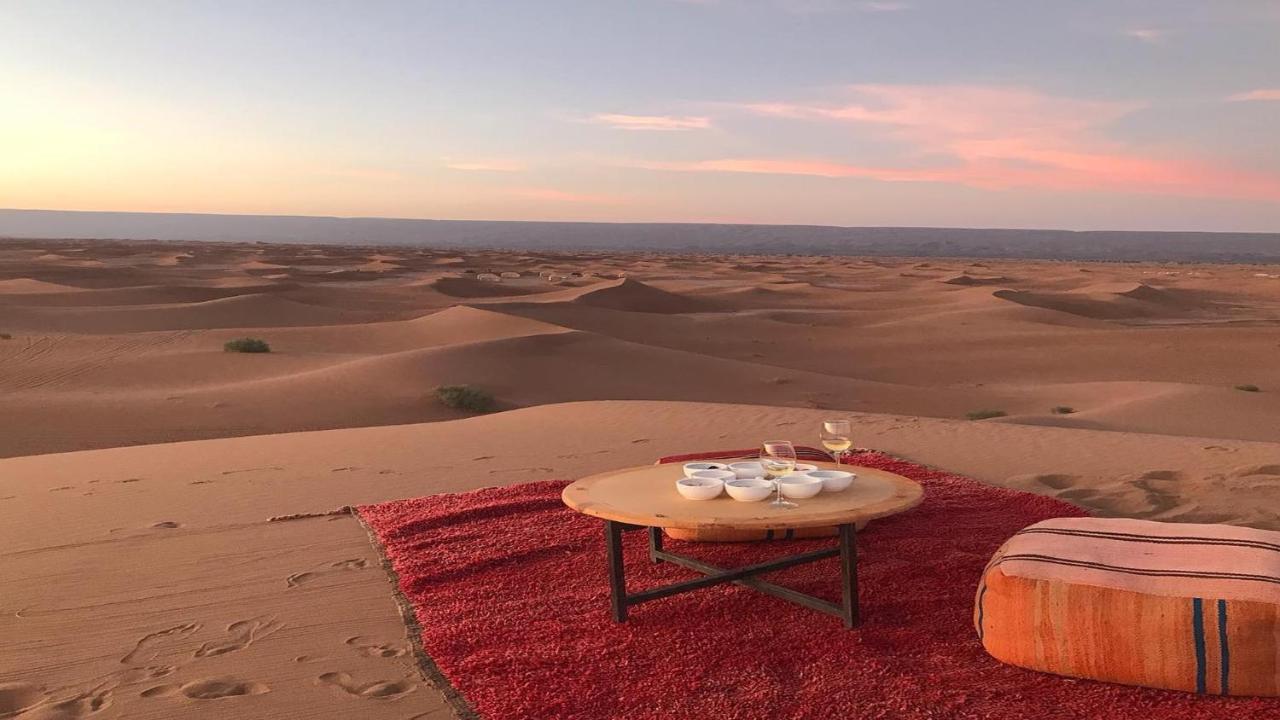 Готель Bivouac Karim Sahara Загора Екстер'єр фото