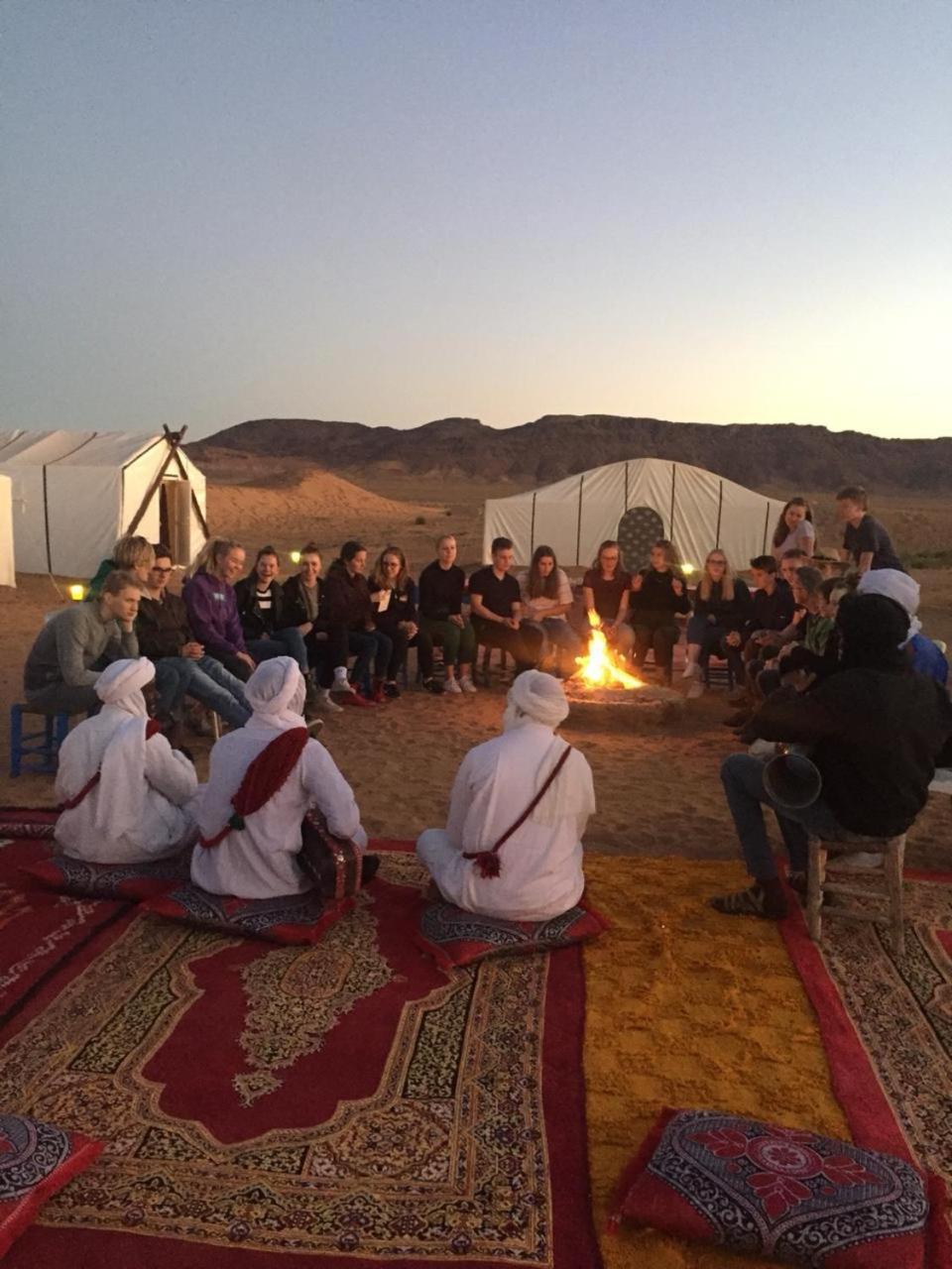 Готель Bivouac Karim Sahara Загора Екстер'єр фото